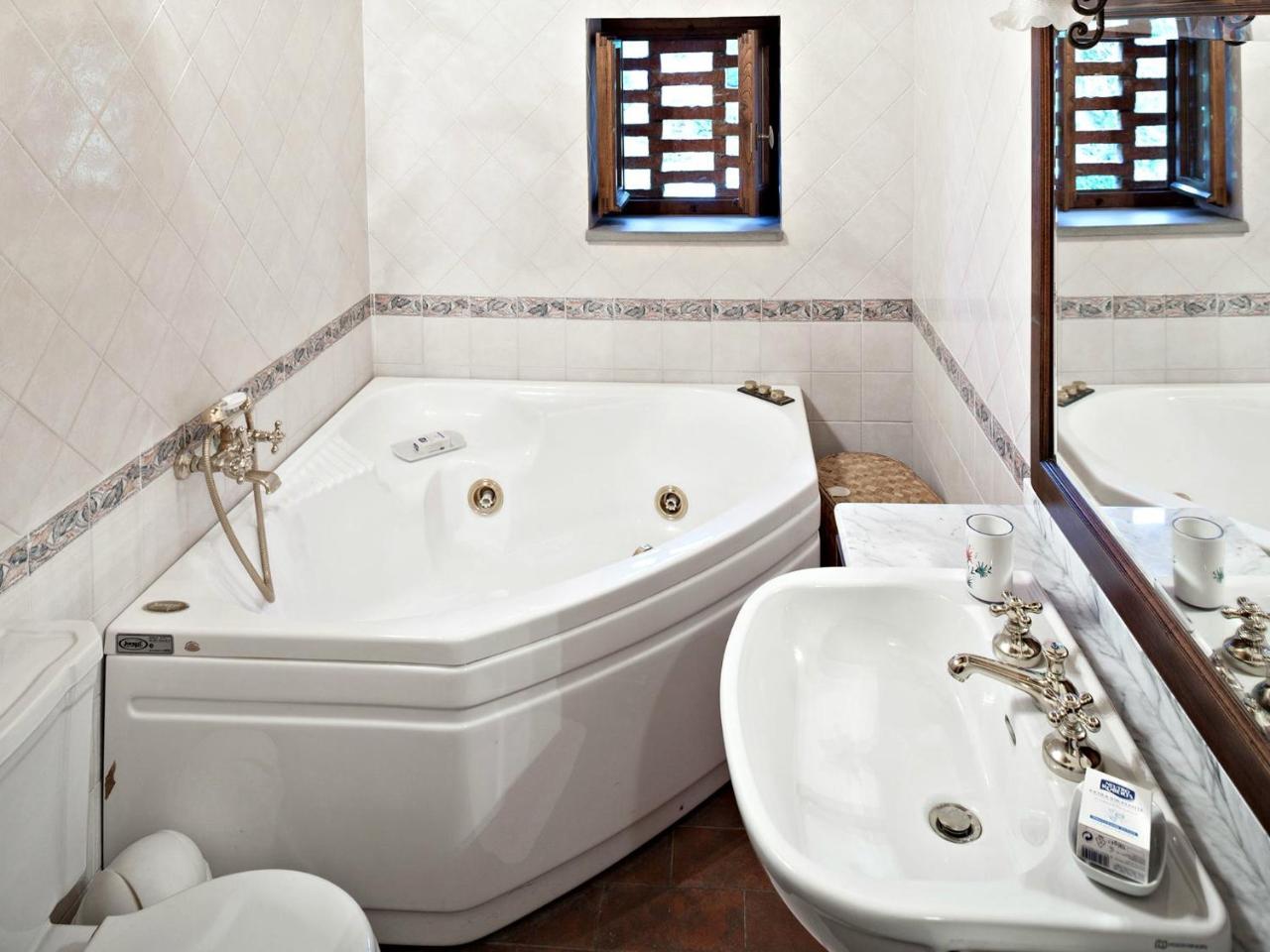 Villa Eleonora Ampinana Esterno foto