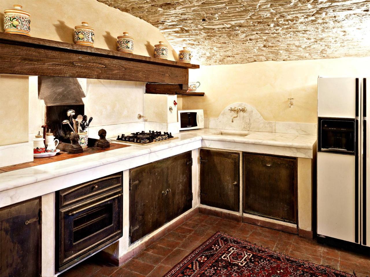 Villa Eleonora Ampinana Esterno foto